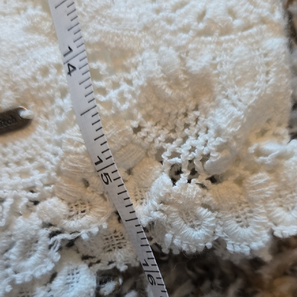 Abercrombie & Fitch Cream Lace Mini Skirt - Picture 7 of 7